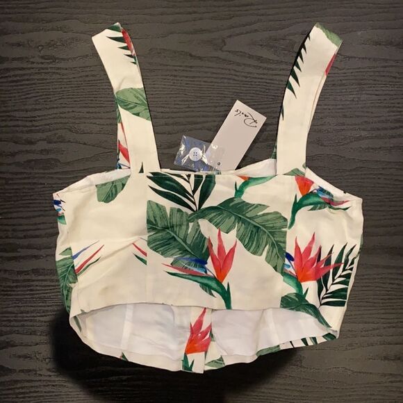 Rails Winnie Linen-Blend Tank in Beige - Picture 6 of 6